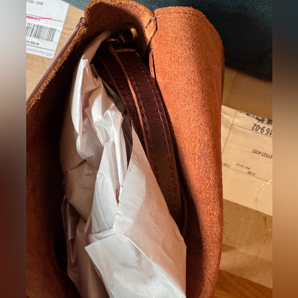 Portland Leather Lava Medium Metro - Picture 5 of 5